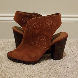 Lucky Brand Burnt Orange Heels